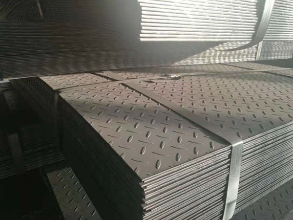 Checkered Steel Plate-1